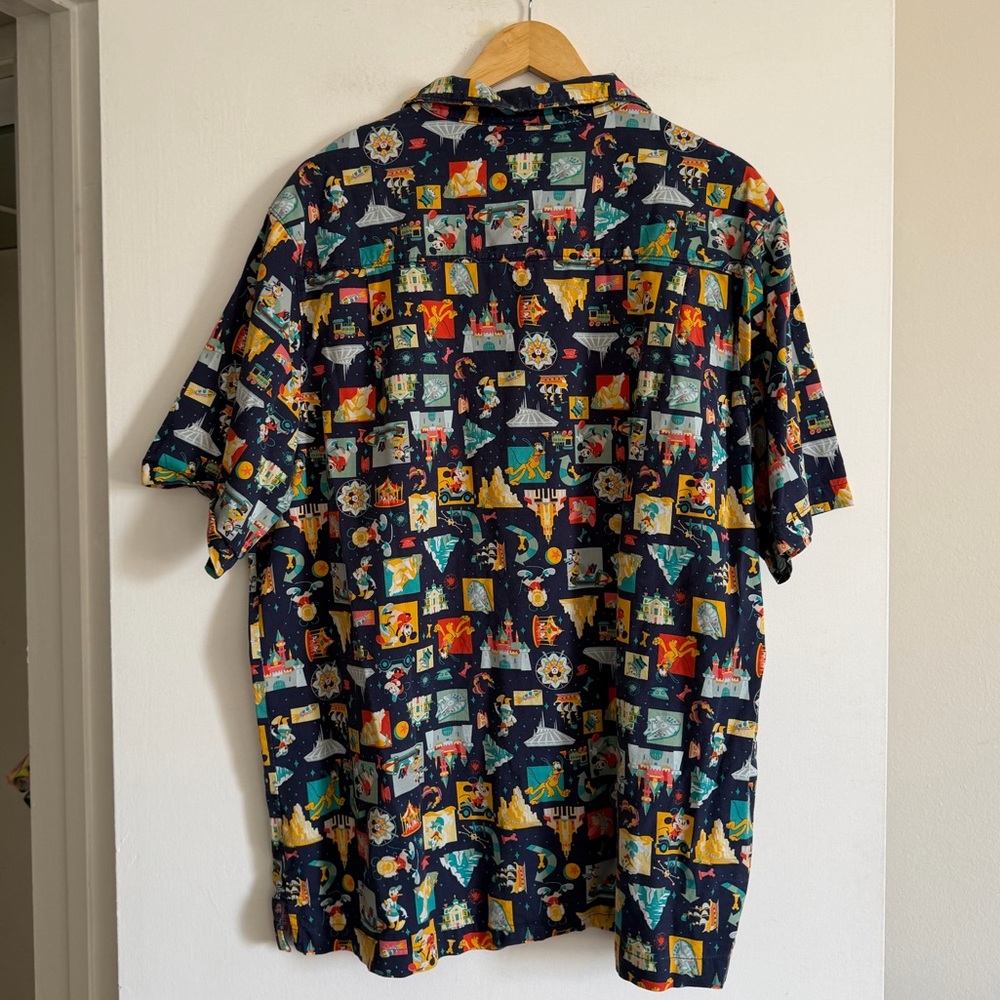 Disney Parks Disneyland Mickey Mouse Park Attractions Button Down Top size XL - Picture 2 of 7